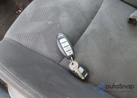 2016 Nissan Rogue Sv z USA, uszkodzony, nr VIN KNMAT2MV2GP657591